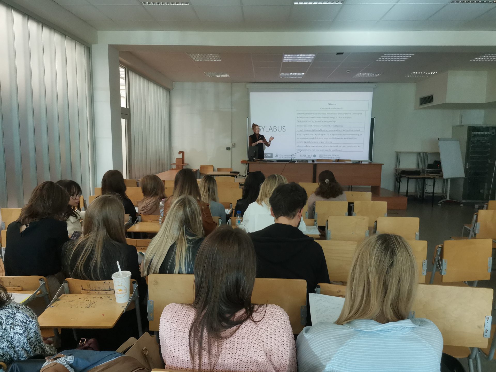 Read more about the article Implementação piloto do módulo “Aspectos psicológicos da alta sensibilidade humana” na área de psicologia na Lublin Academy WSEI.